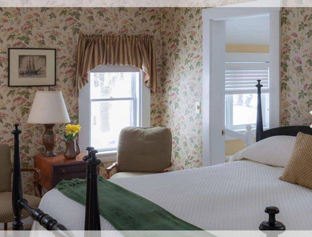 Dockside Guest Quarters & Restaurant photo 7