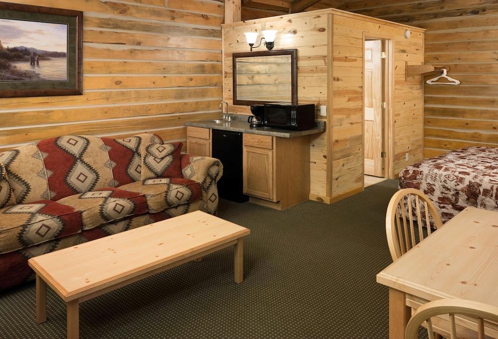 Rock Crest Lodge And Cabins photo 4