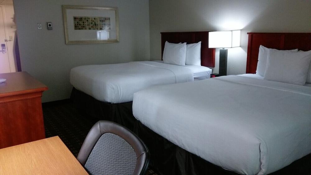 Motel 6 Hastings, NE photo 2