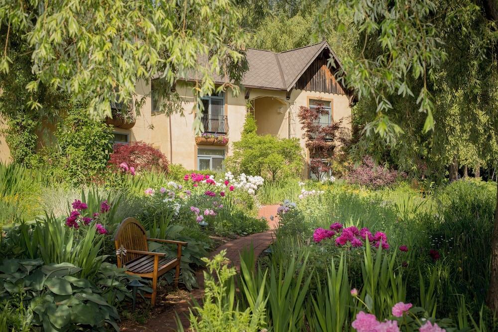 Mirbeau Inn and Spa photo 62