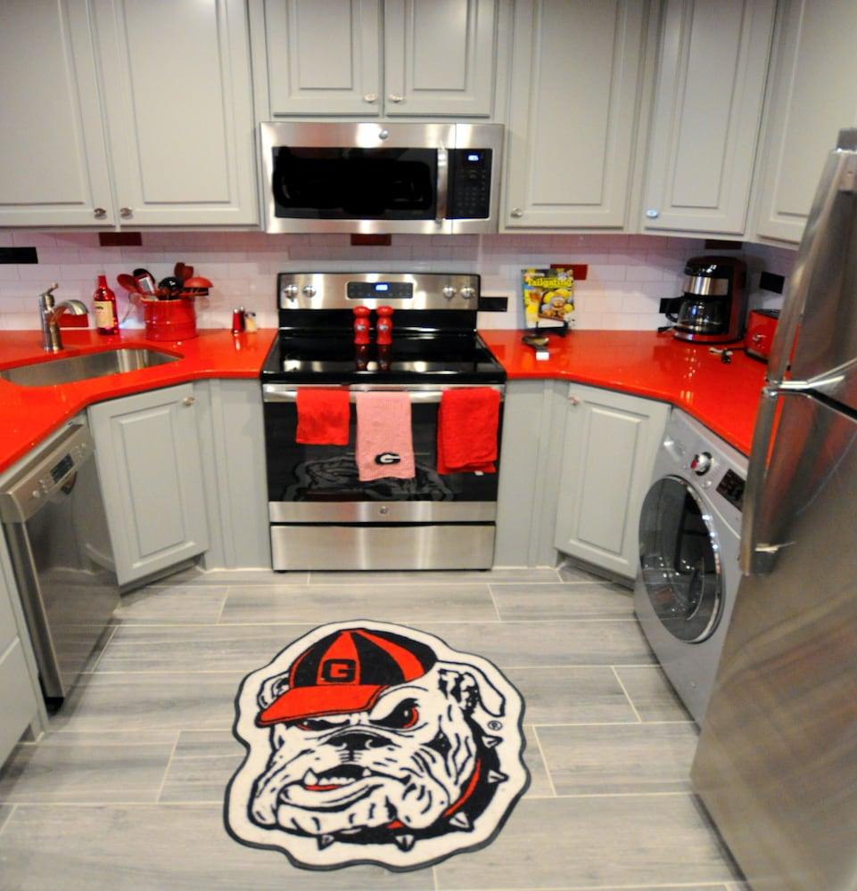 Georgia Gameday Center photo 21