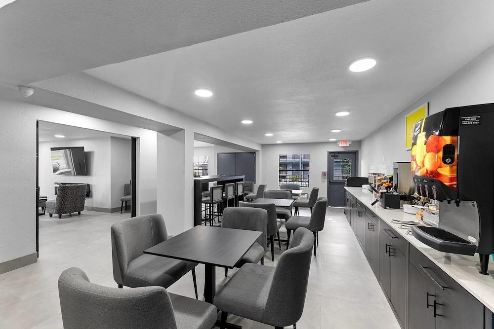 Baymont by Wyndham San Antonio Near Lackland AFB photo 4