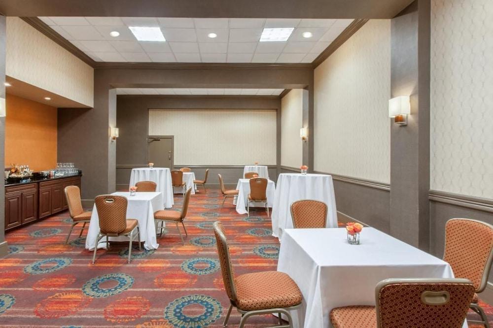Dayton Vitality Hotel photo 24