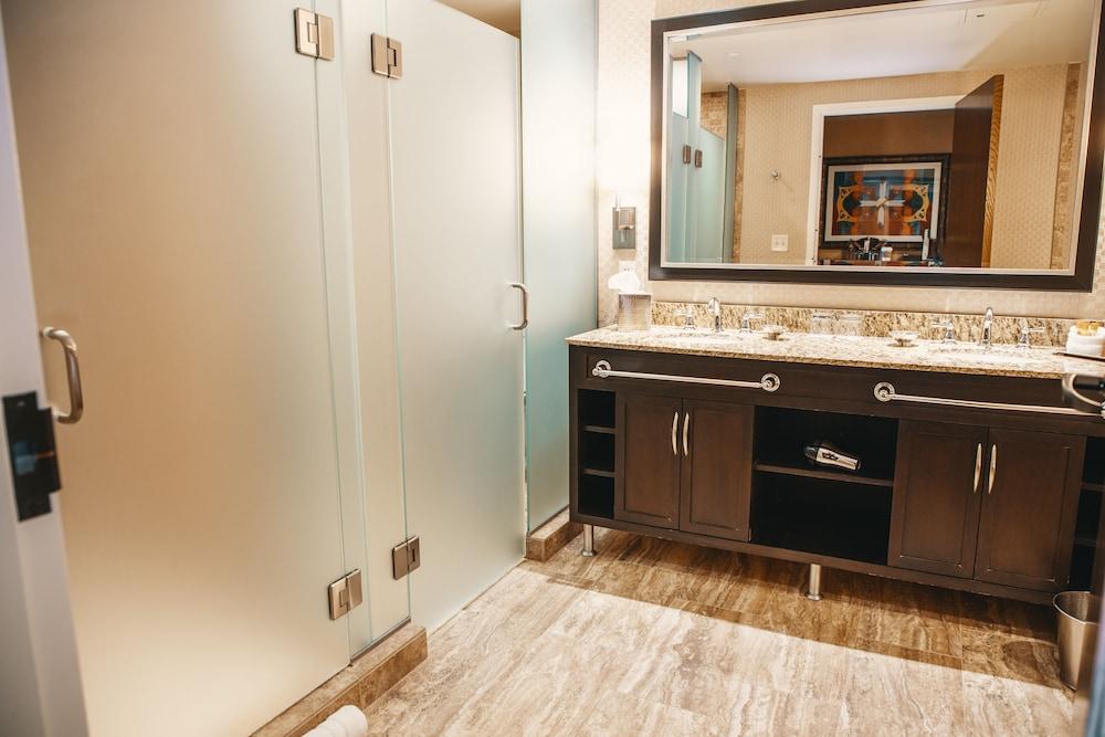 Four Winds Casino Resort – New Buffalo photo 10