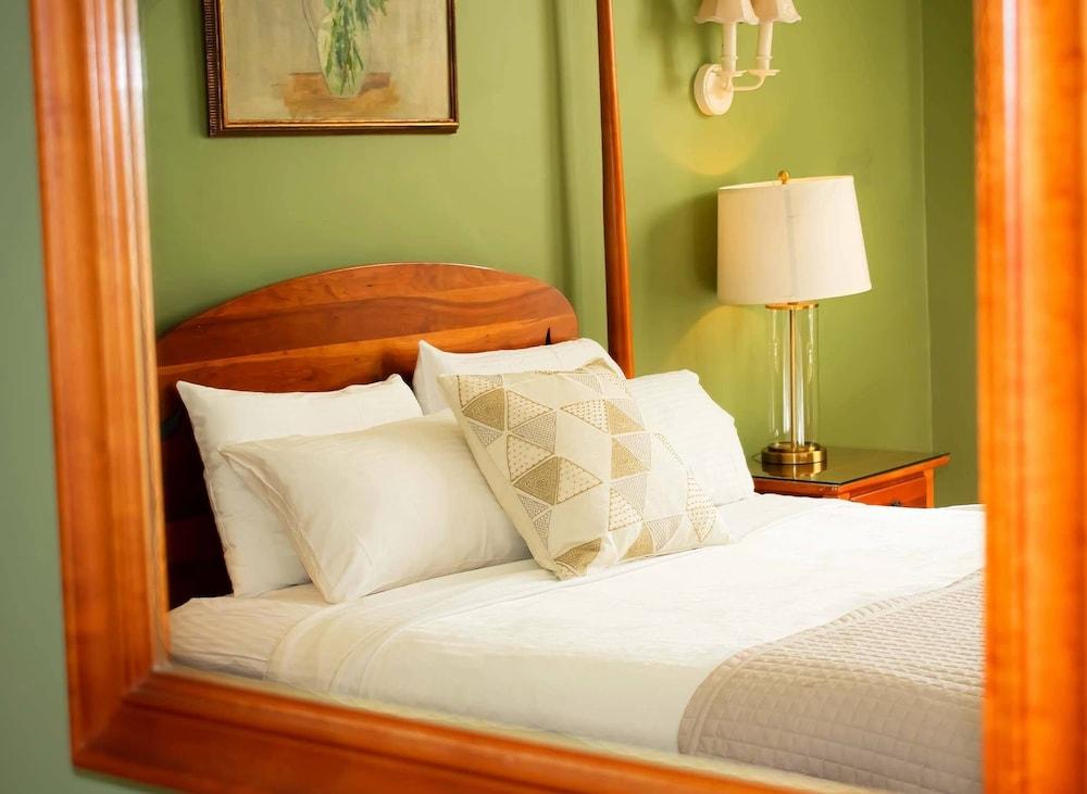 The Brewster Inn photo 19