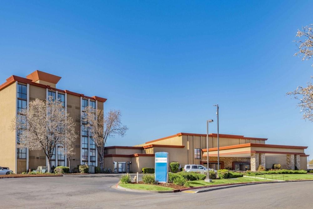 Wyndham Sacramento photo 39