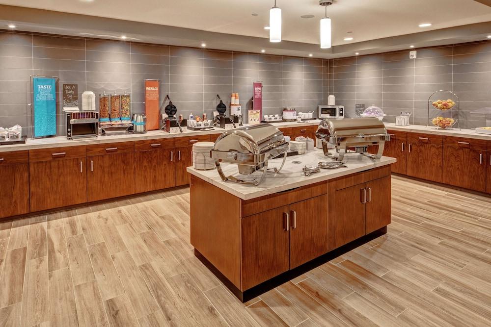 Hampton Inn Vallejo photo 24