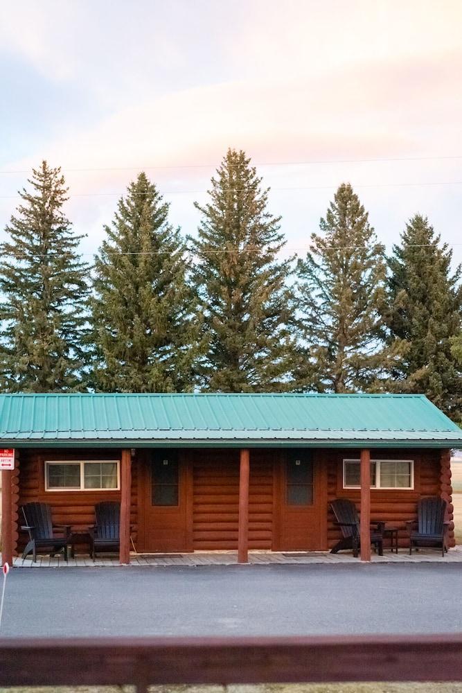 Sportsmans Lodge photo 33