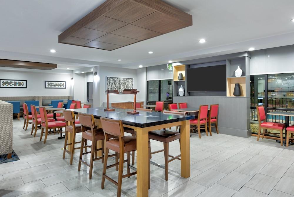Holiday Inn Express : Hillsboro I-35 by IHG photo 20