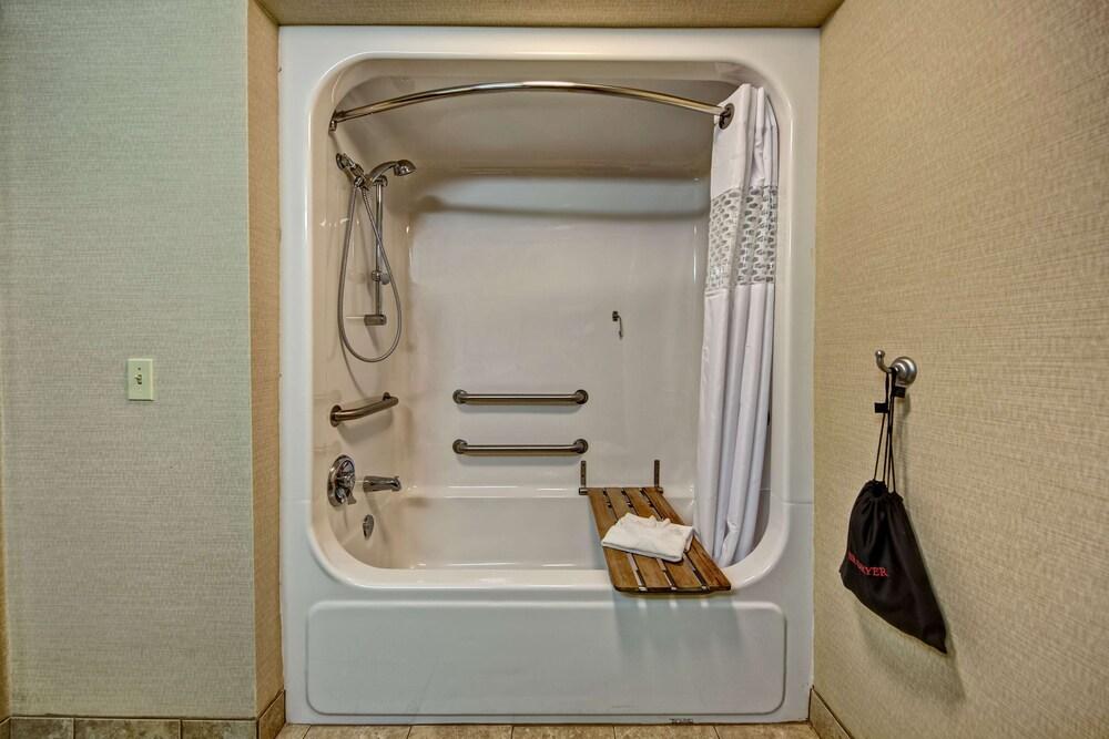 Hampton Inn by Hilton Clarksville photo 26