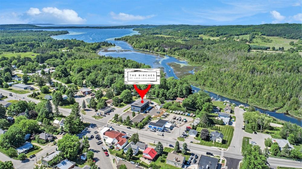 The Birches - Condotel in Lake Leelanau photo 10