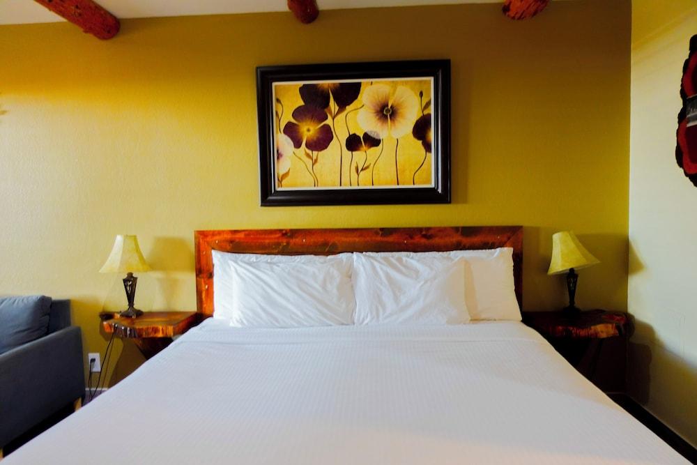Sleepy Hollow Cabins and Hotel photo 96