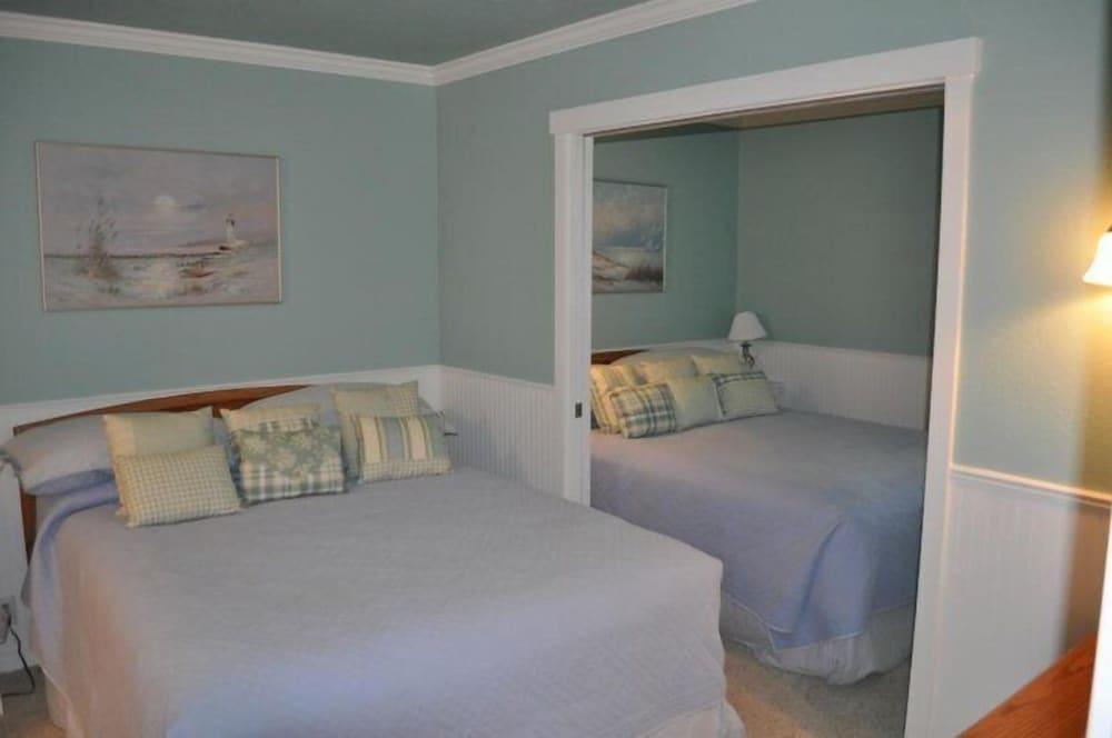 Cavalier Beachfront Condominiums photo 9