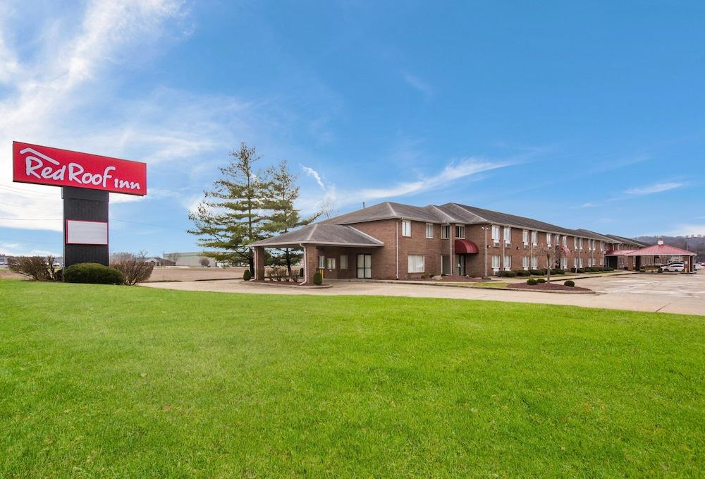 Red Roof Inn Lawrenceburg photo 35