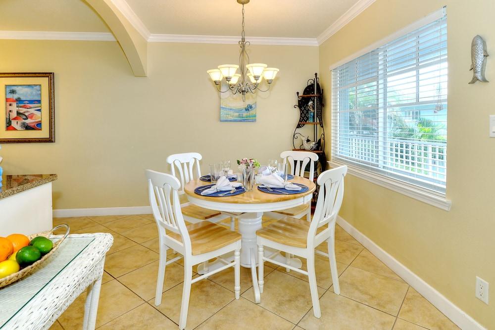 Barefoot Beach Resort photo 18