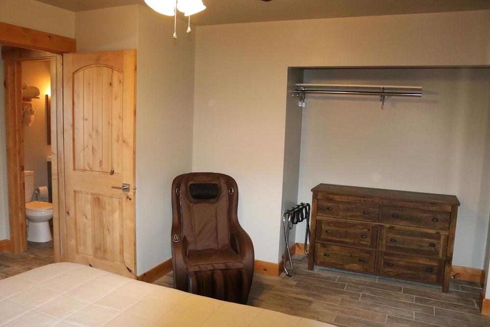 Columbine Inn photo 46