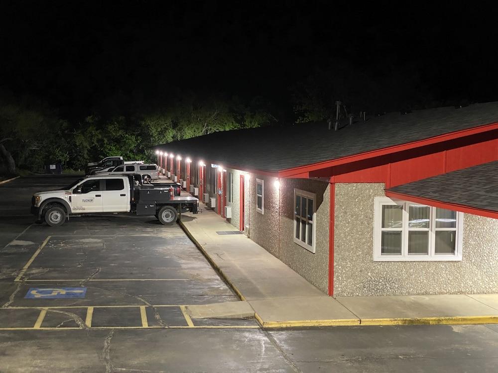 Century inn motel photo 31