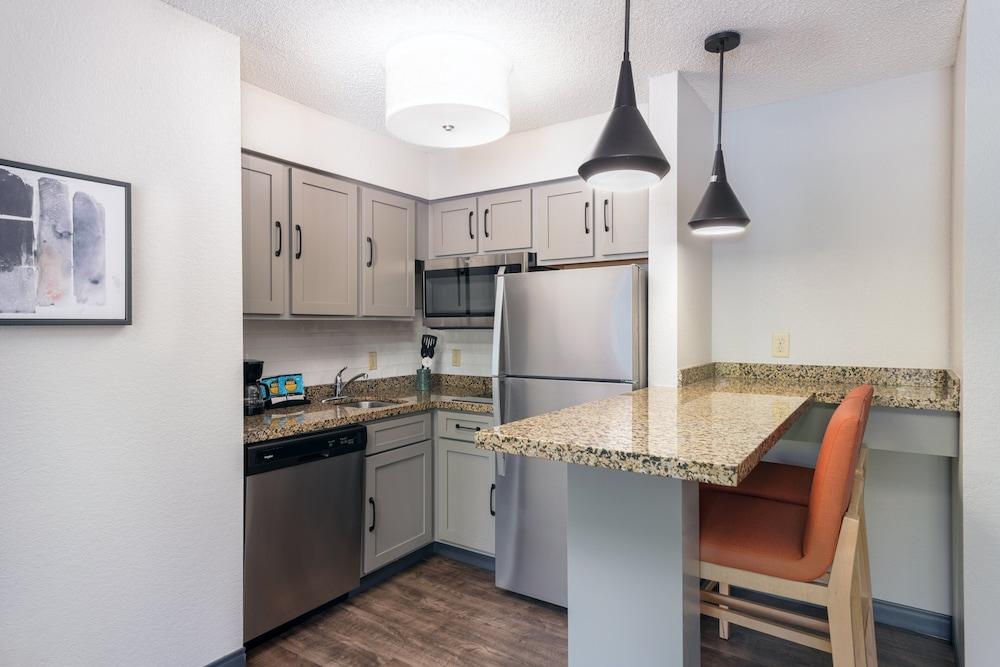 Candlewood Suites Eagan Arpt South - Mall Area by IHG photo 9