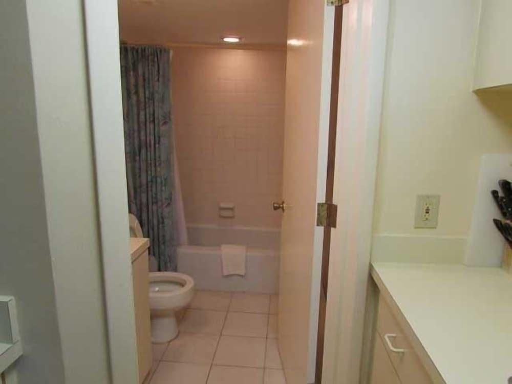 The Driftwood Resort photo 20