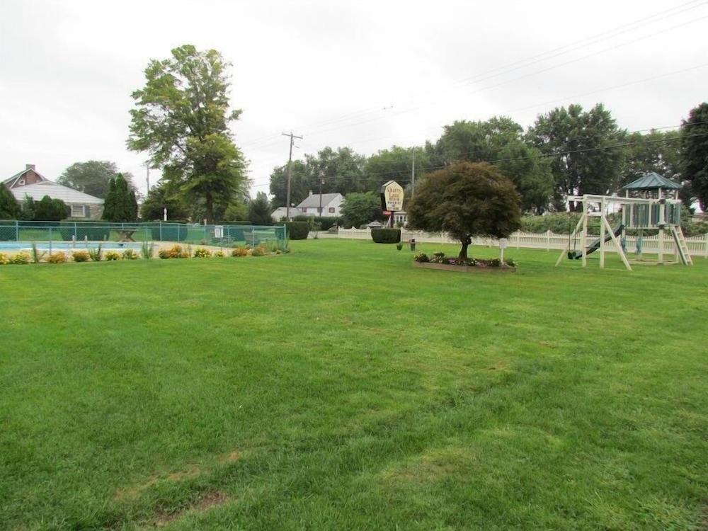 Cherry Lane Motor Inn photo 9