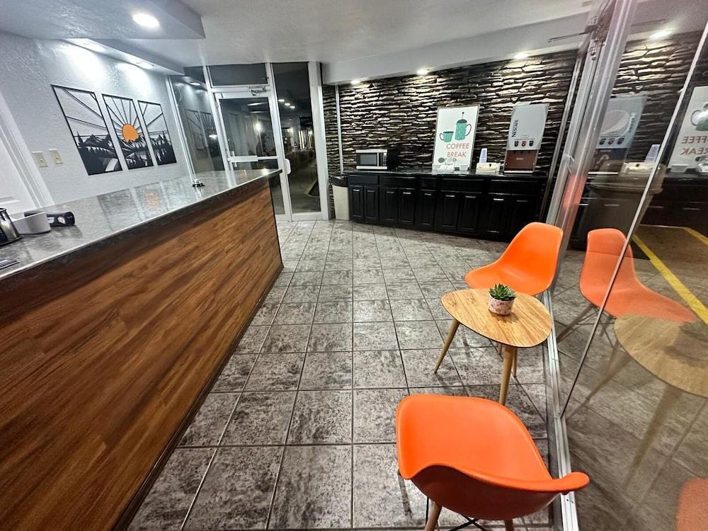 Canyon Inn Motel photo 22
