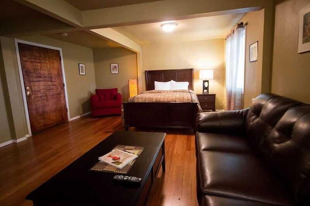 Camano Island Inn photo 17