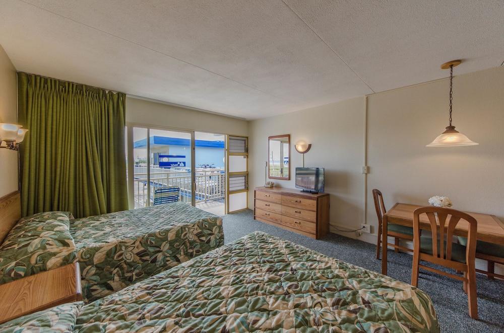 Attache Motel photo 49