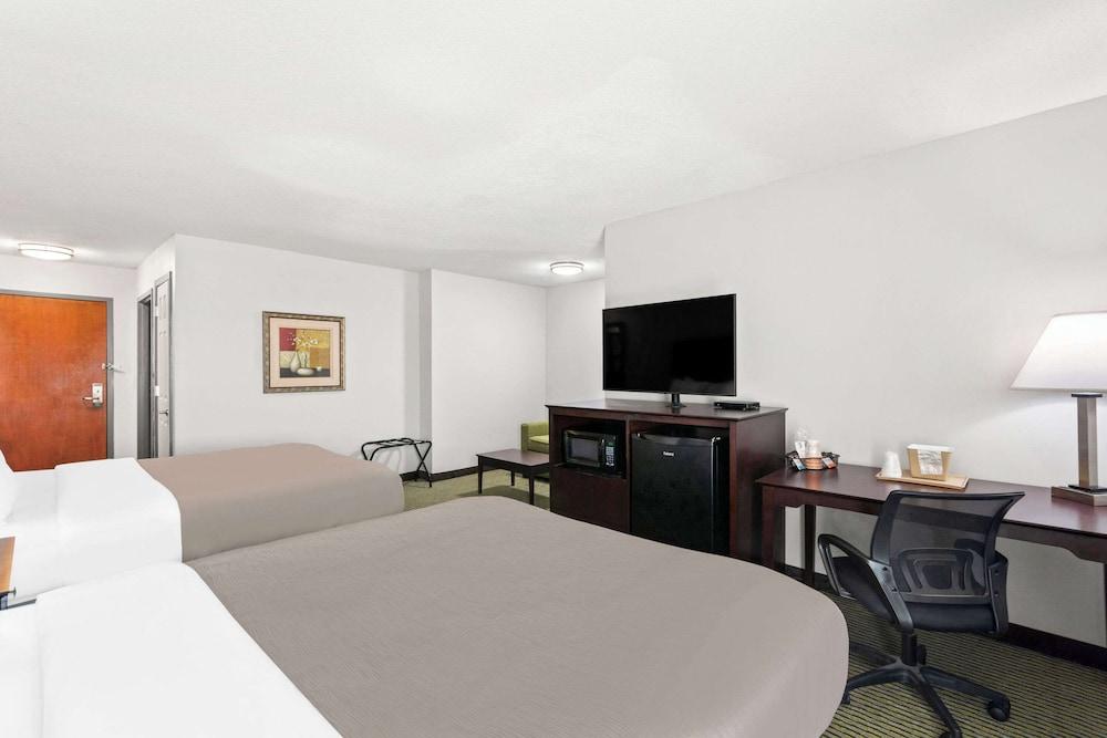 Quality Inn Dry Ridge photo 31