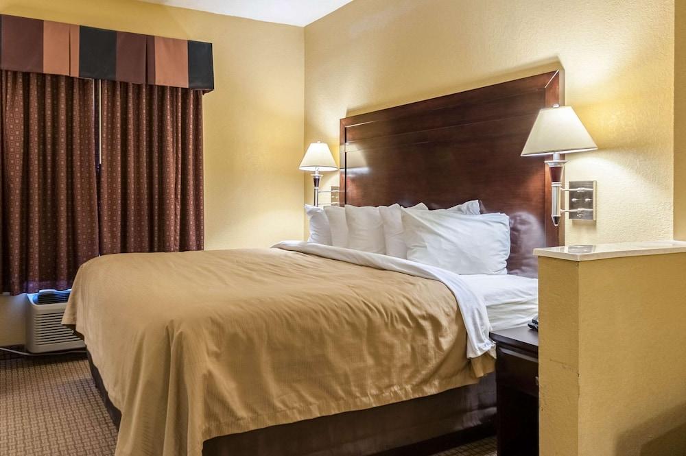 Quality Inn & Suites Lafayette photo 7