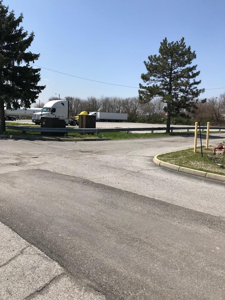 Knights Inn Indianapolis photo 19