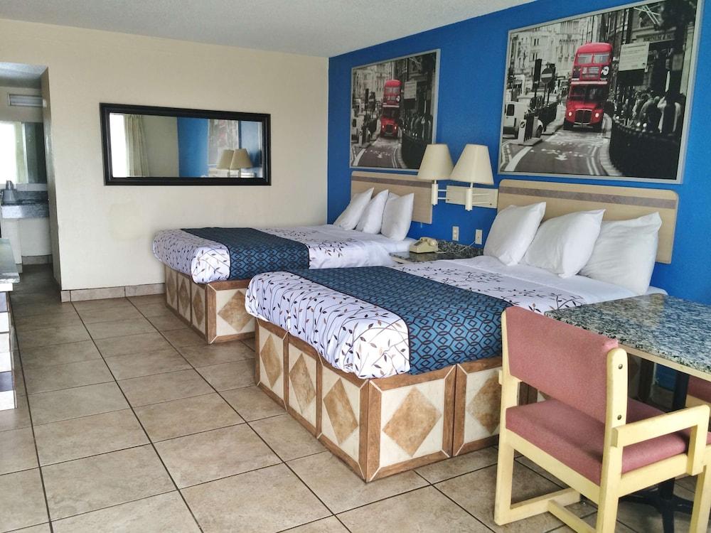 Americas Best Value Inn Beaumont, TX photo 16