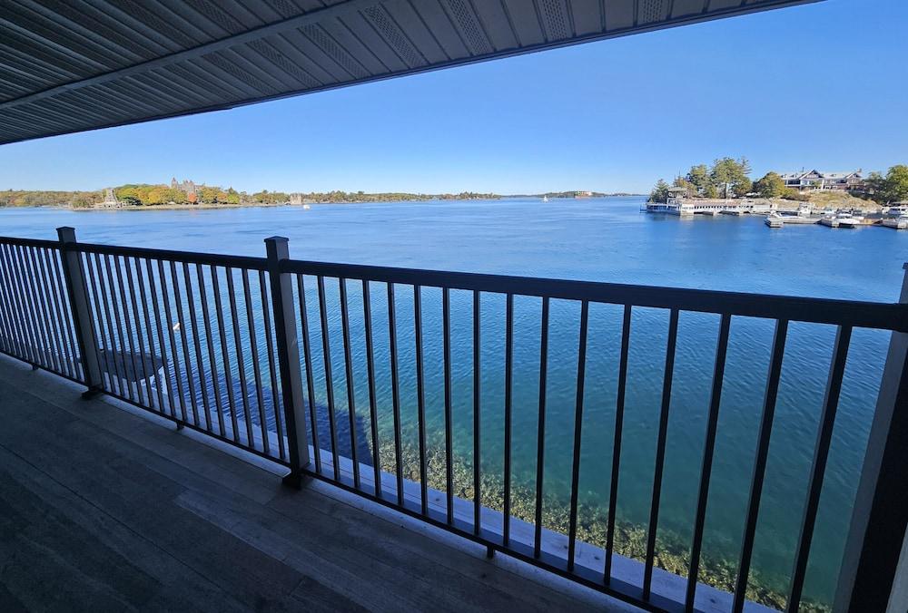 Capt. Thomson's Resort photo 79