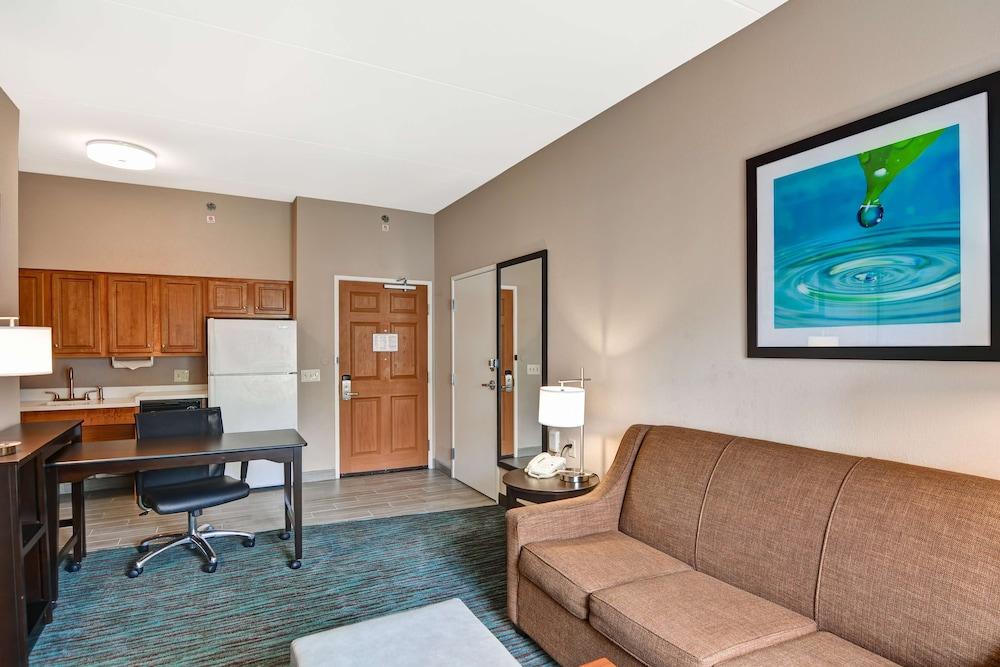 Homewood Suites by Hilton Aurora Naperville photo 10