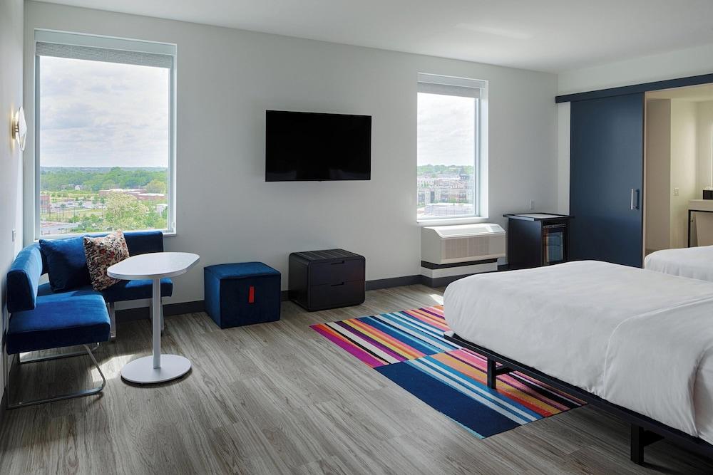 Aloft Columbus University District photo 12