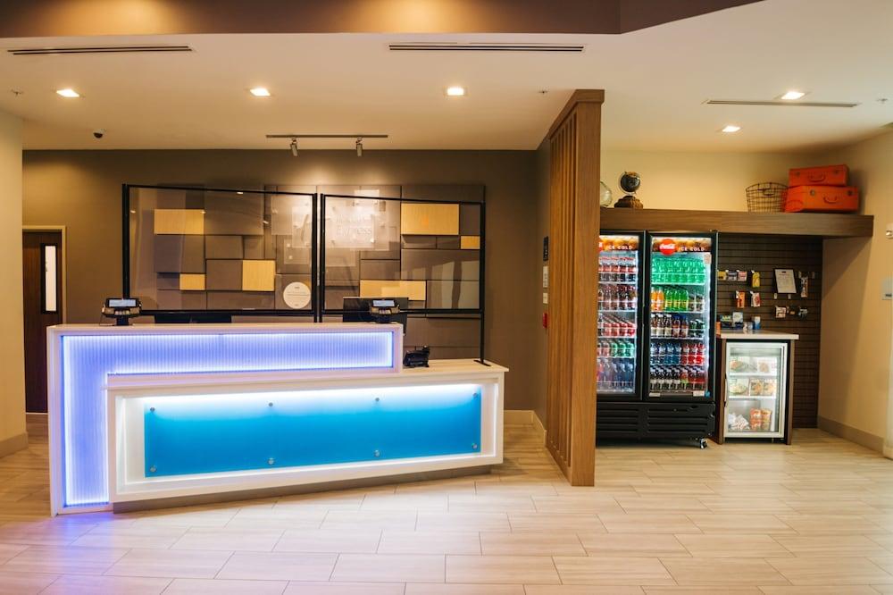 Holiday Inn Express & Suites Birmingham - Homewood by IHG photo 30