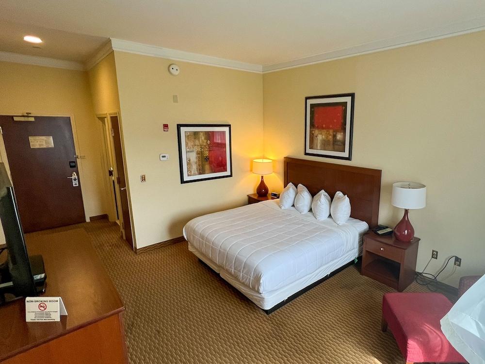 Mardi Gras Casino & Resort photo 7