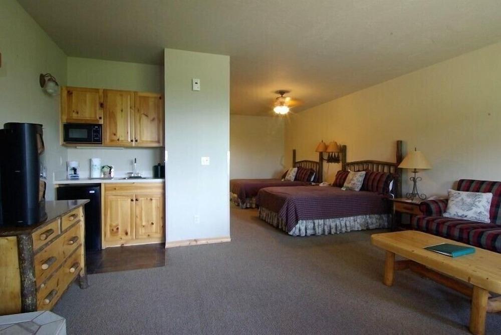 Mountain Lake Lodge photo 46