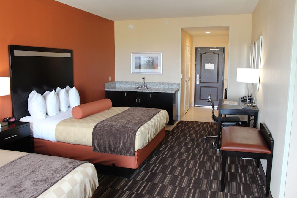 Wyndham Garden Lancaster CA photo 18