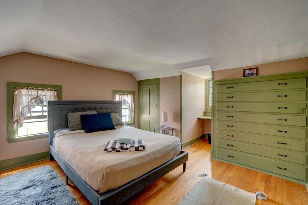 Gale River Motel photo 40