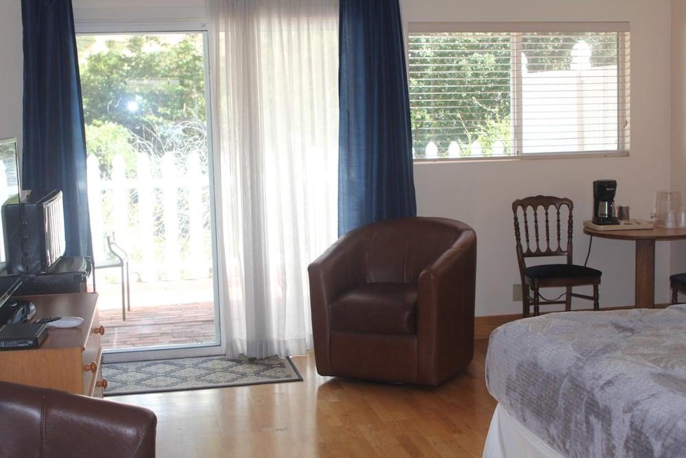Peach Tree Inn photo 9