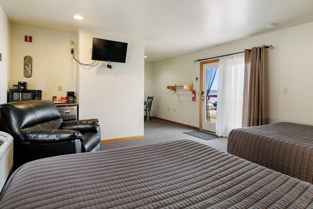 Fife Lake Lodge photo 70