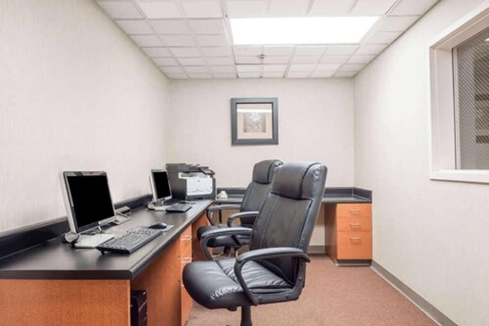 Home2 Suites by Hilton St. Charles St.Louis photo 25