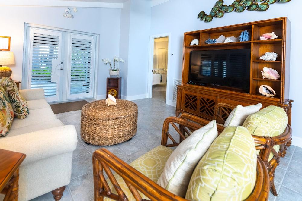The Caribbean Resort photo 38