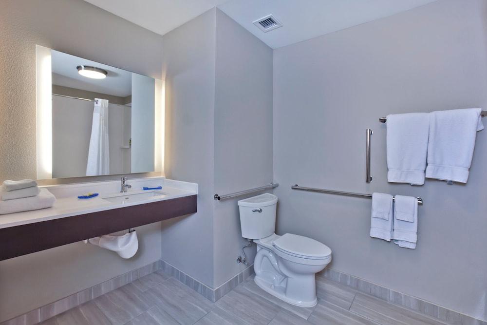 Holiday Inn Express & Suites Green River by IHG photo 73
