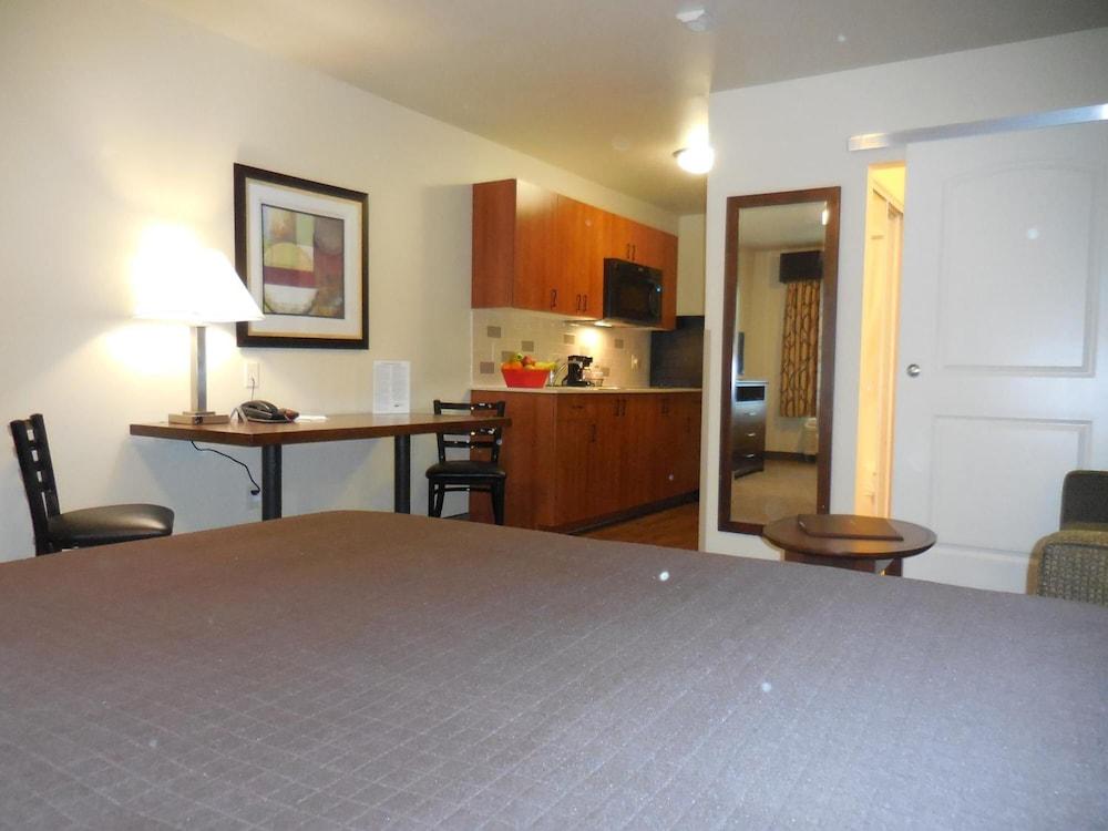 Ledgestone Suites Hotel Vernal photo 10