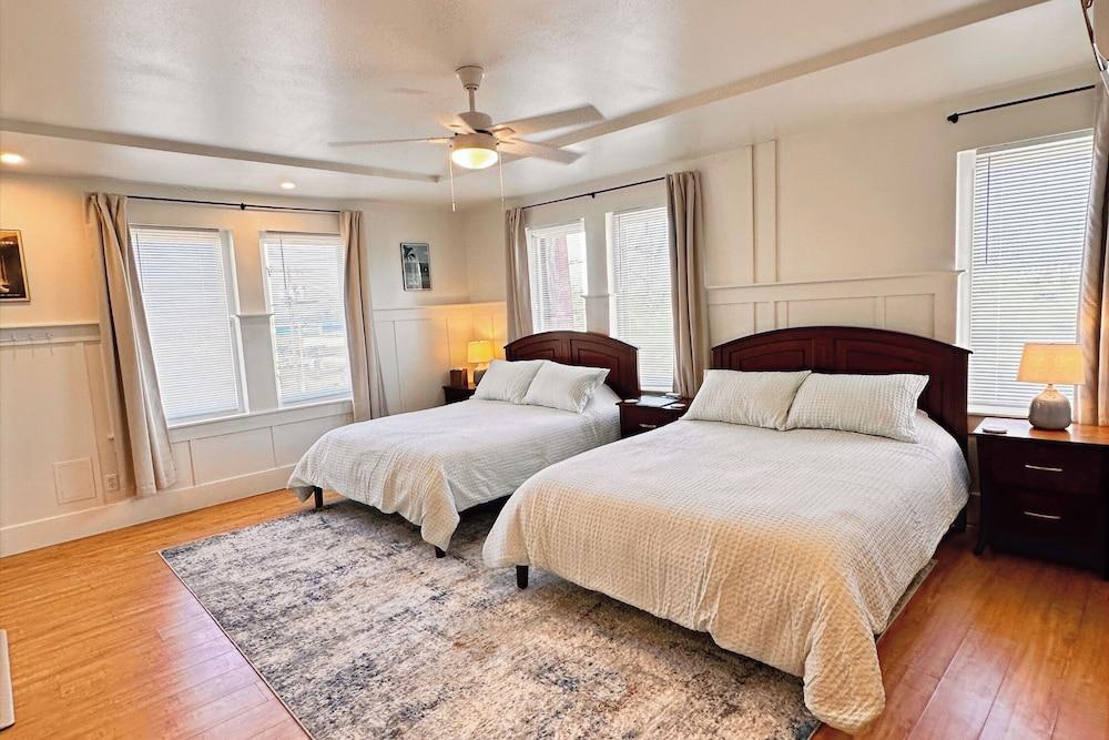 Hilo Town Inn photo 12