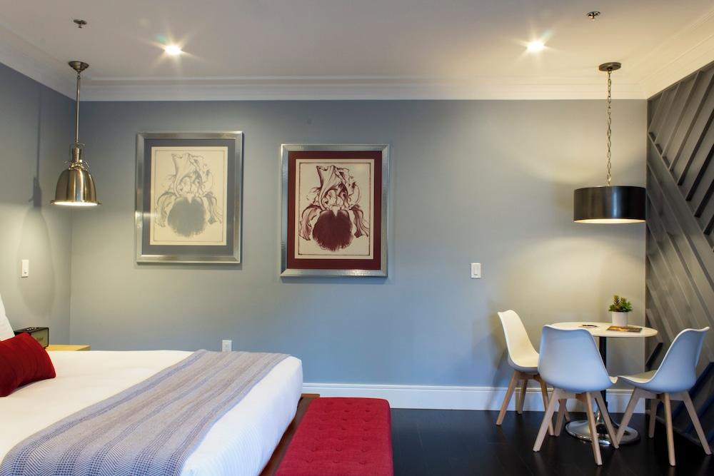 Logan Inn photo 7