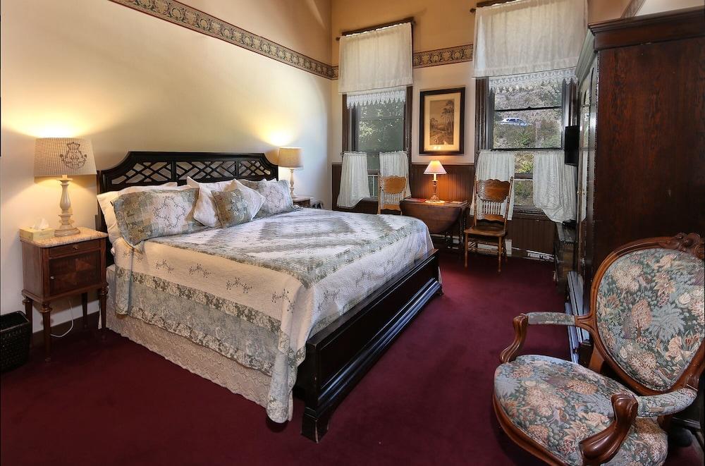 Palace Hotel Port Townsend photo 11