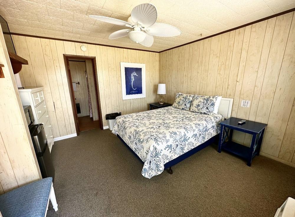 SandSpur Ocean Cottages photo 55