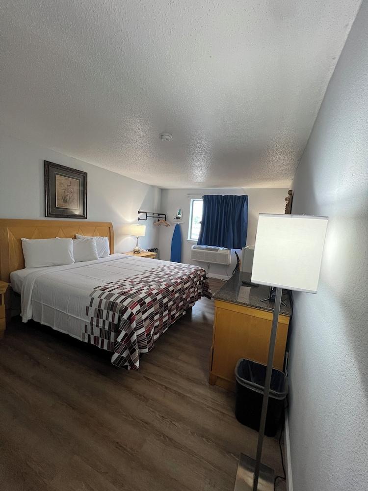 Economy 7 Inn - Norfolk photo 20